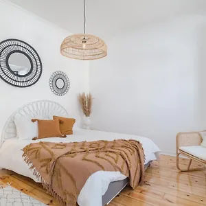 Apartment Casa Boma - Brighting And Charming - Lapa Vi, Lisbon