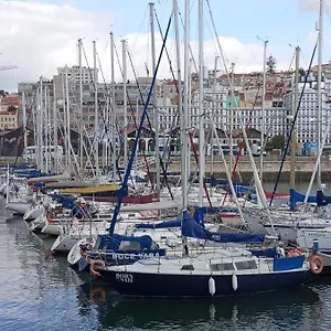 Bateau-hôtel Cosy Boat, Lisboa