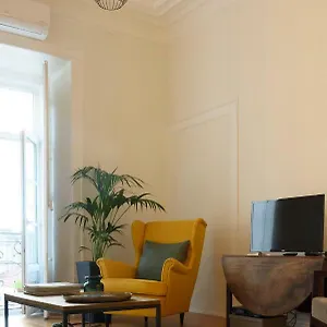 Apartment Janelas Verdes, Lisbon