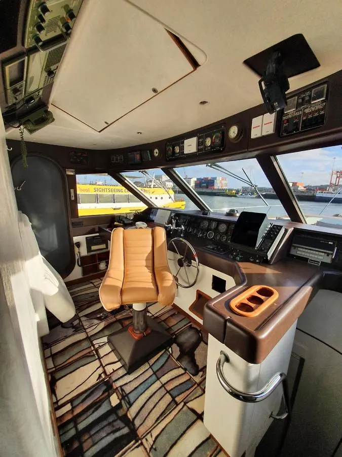Lisbon Sea Suites - Lisbon Boat Portugal